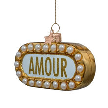 Ladda upp bild till gallerivisning, Ornament white matt amulet Amour

